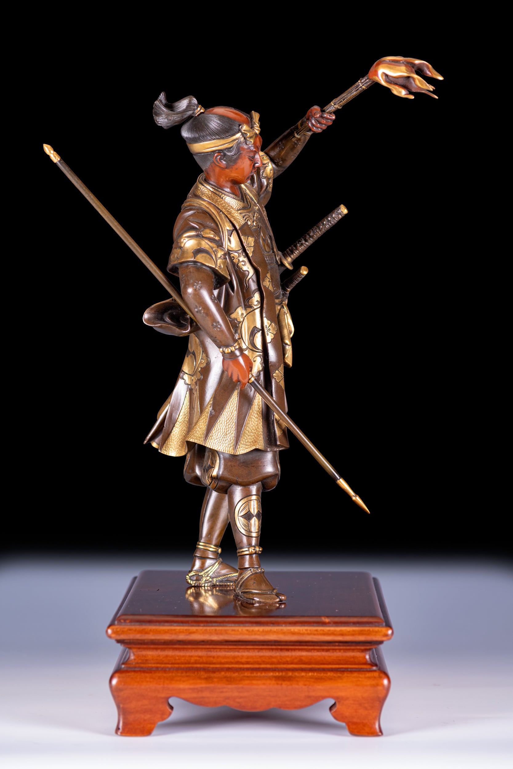 JAPANESE BRONZE SCULPTURE SIGNED YOSHIMITSU  - REF No. 1071