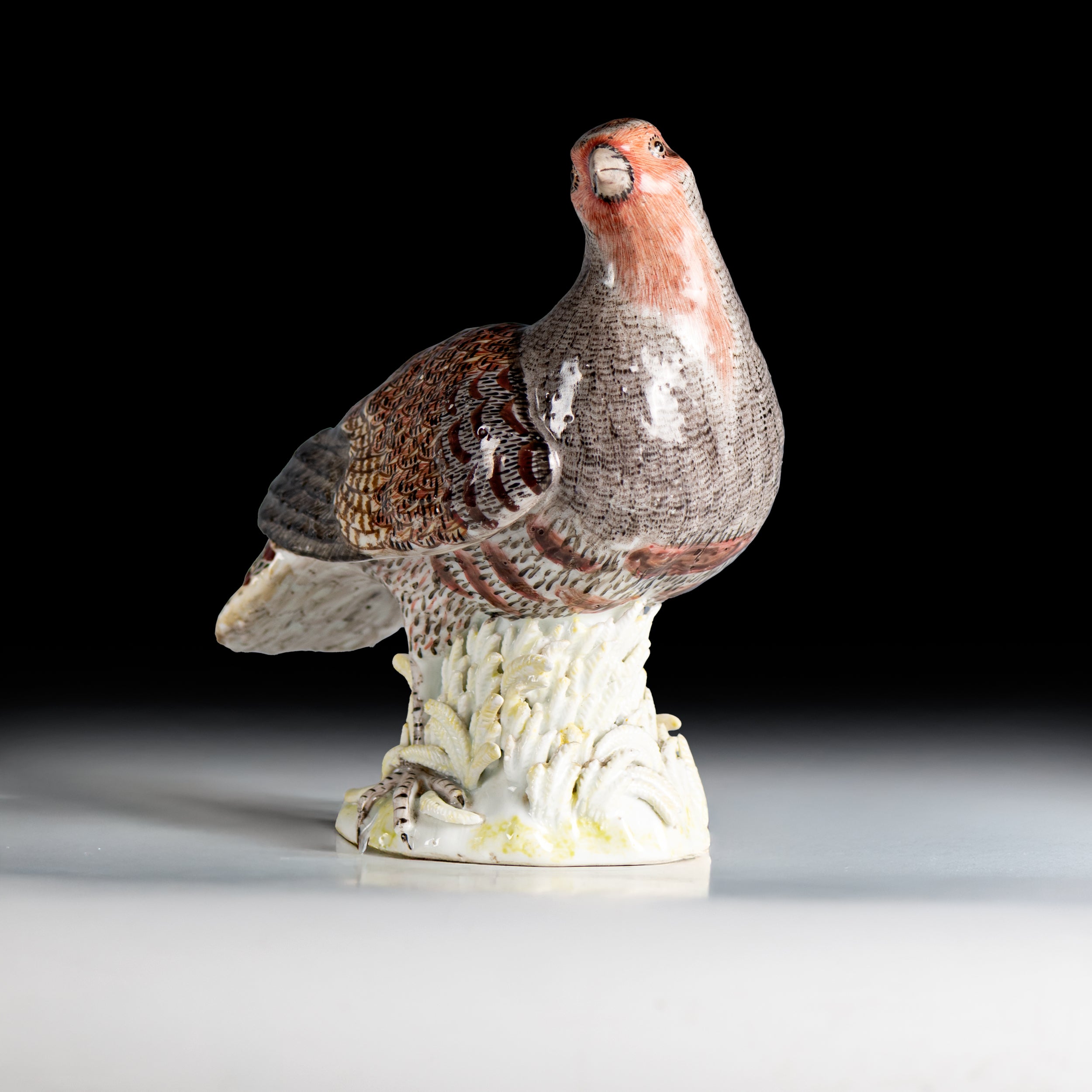 18TH CENTURY MEISSEN FINELY PAINTED PORCELAIN MODEL OF A GREY PARTRIDGE - REF No. B1006