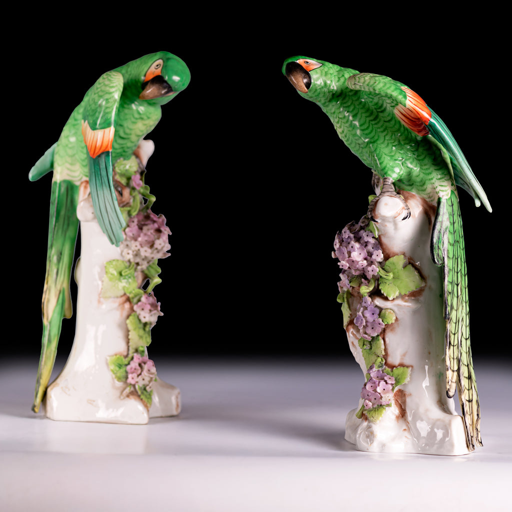 PAIR OF 19TH CENTURY SAMSON ET CIE OF PAIRS PARROTS - REF No. B1002 PAIR OF 19TH CENTURY SAMSON ET CIE OF PAIRS PARROTS - REF No. B1002