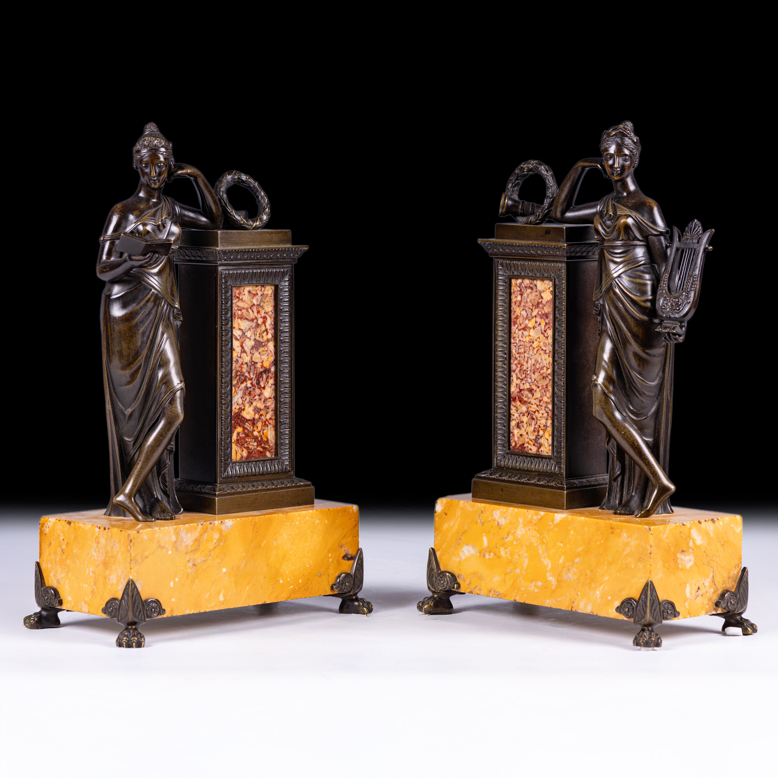 PAIR OF GRAND TOUR BRONZE CLASSICAL FIGURES - REF No. 1072