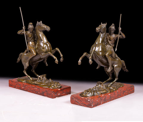 PAIR OF EARLY 19TH CENTURY BRONZE ROMAN SOLDIERS - REF No. 1072