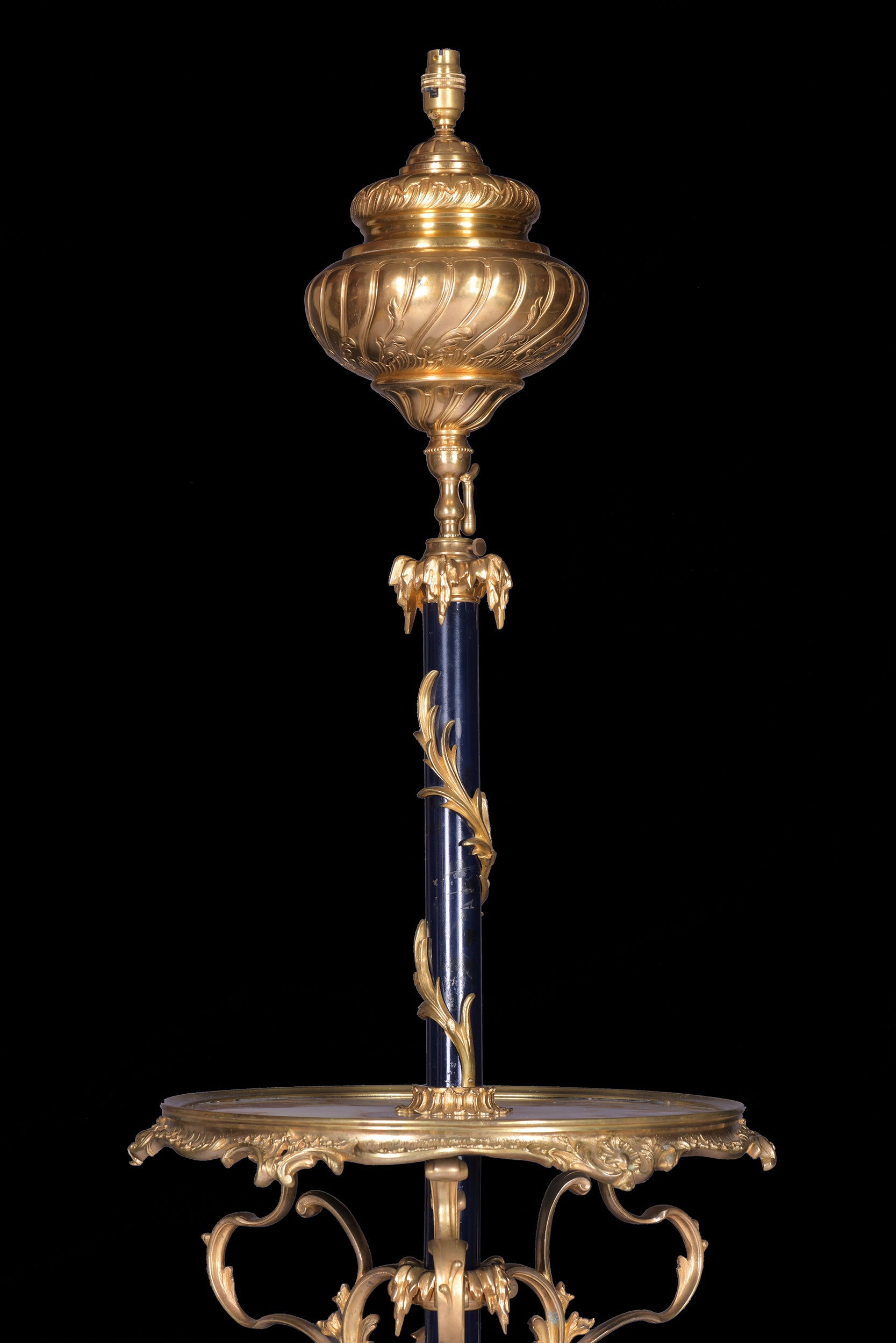 A FINE FRENCH ORMOLU TELESCOPIC STANDARD LAMP - REF No. 1014
