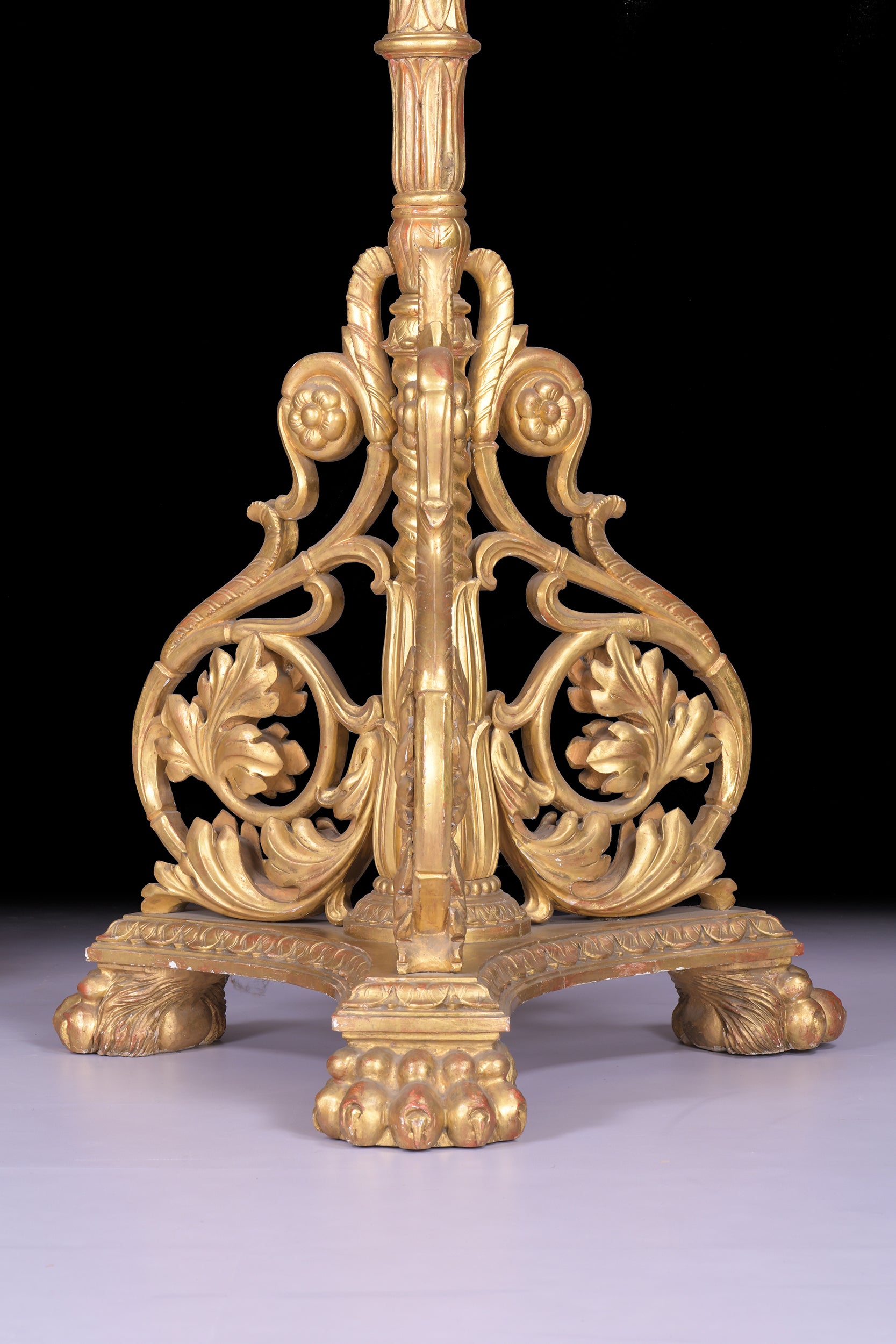 PAIR OF ITALIAN CARVED GILTWOOD TORCHERES - REF No. 1002