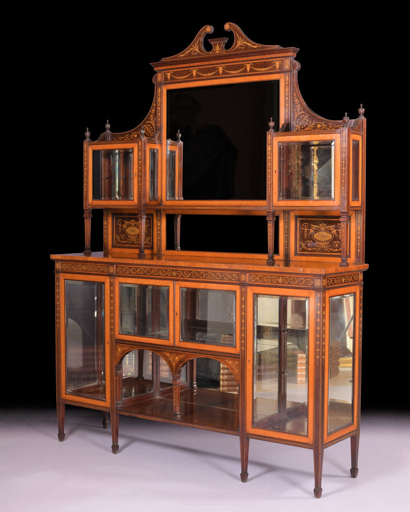 SIDE CABINET ATTRIBUTED TO WRIGHT & MANSFIELD - REF No. 4057