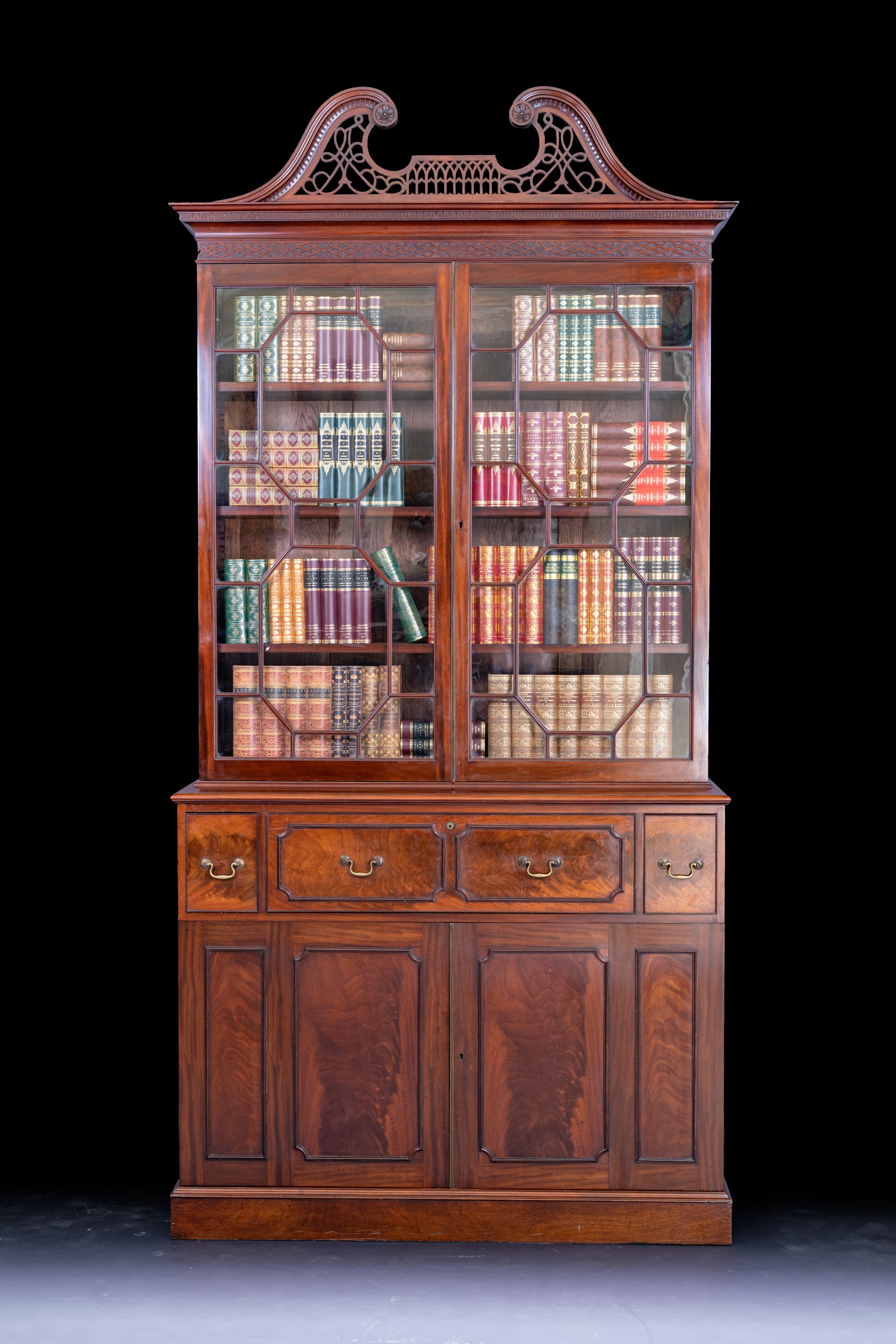 IRISH GEORGE III SECRETAIRE BOOKCASE - REF No. 4066