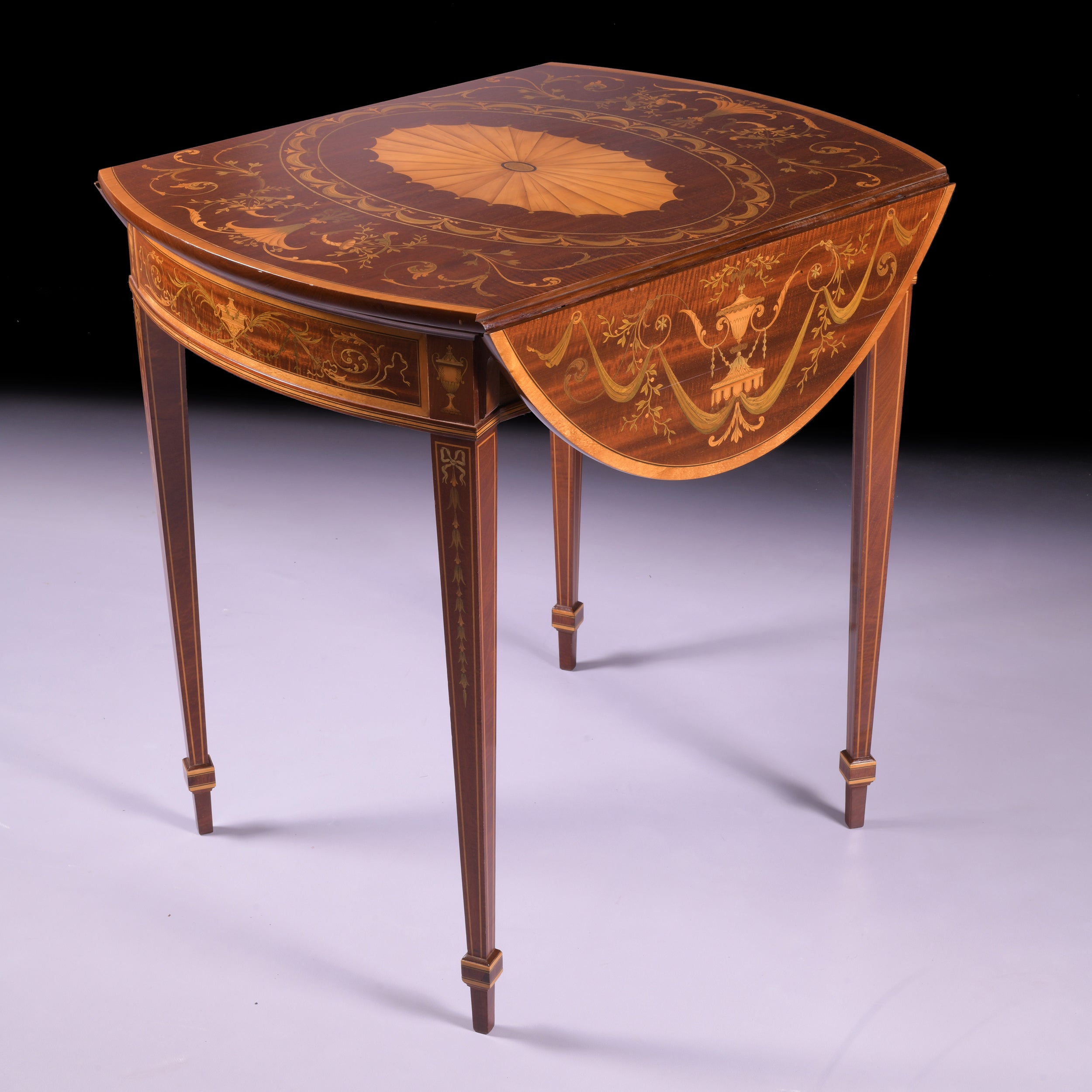 PEMBROKE TABLE BY EDWARDS & ROBERTS - REF No. 9064