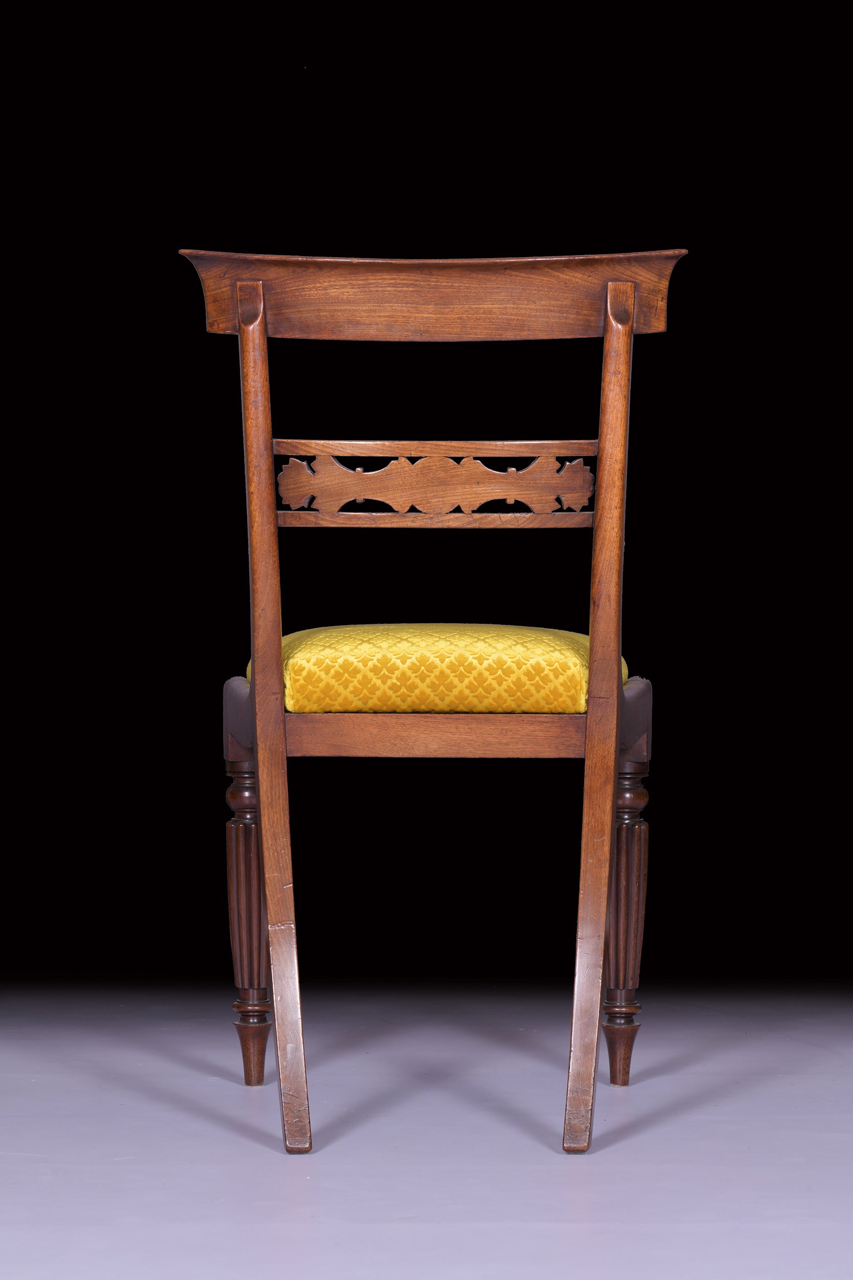 A VERY FINE SET OF 10 DINING CHAIRS - REF No. 8015
