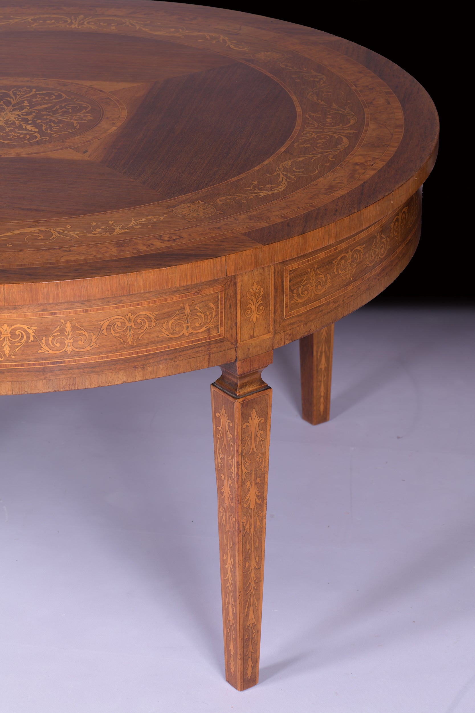 LATE 19TH CENTURY CENTRE / COFFEE TABLE -REF No. 9063