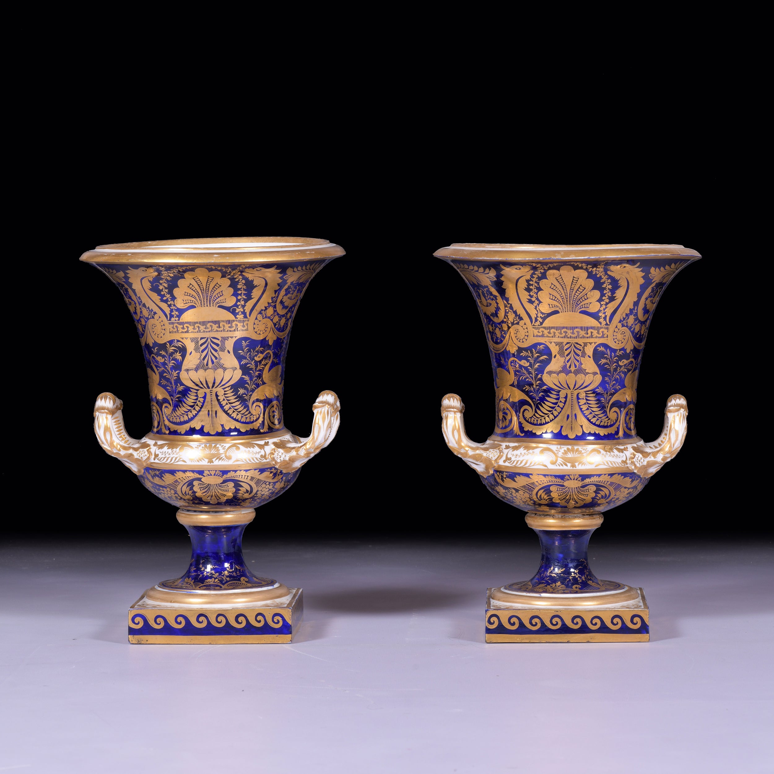 A SUPERB PAIR OF CROWN DERBY URNS - REF No. 177