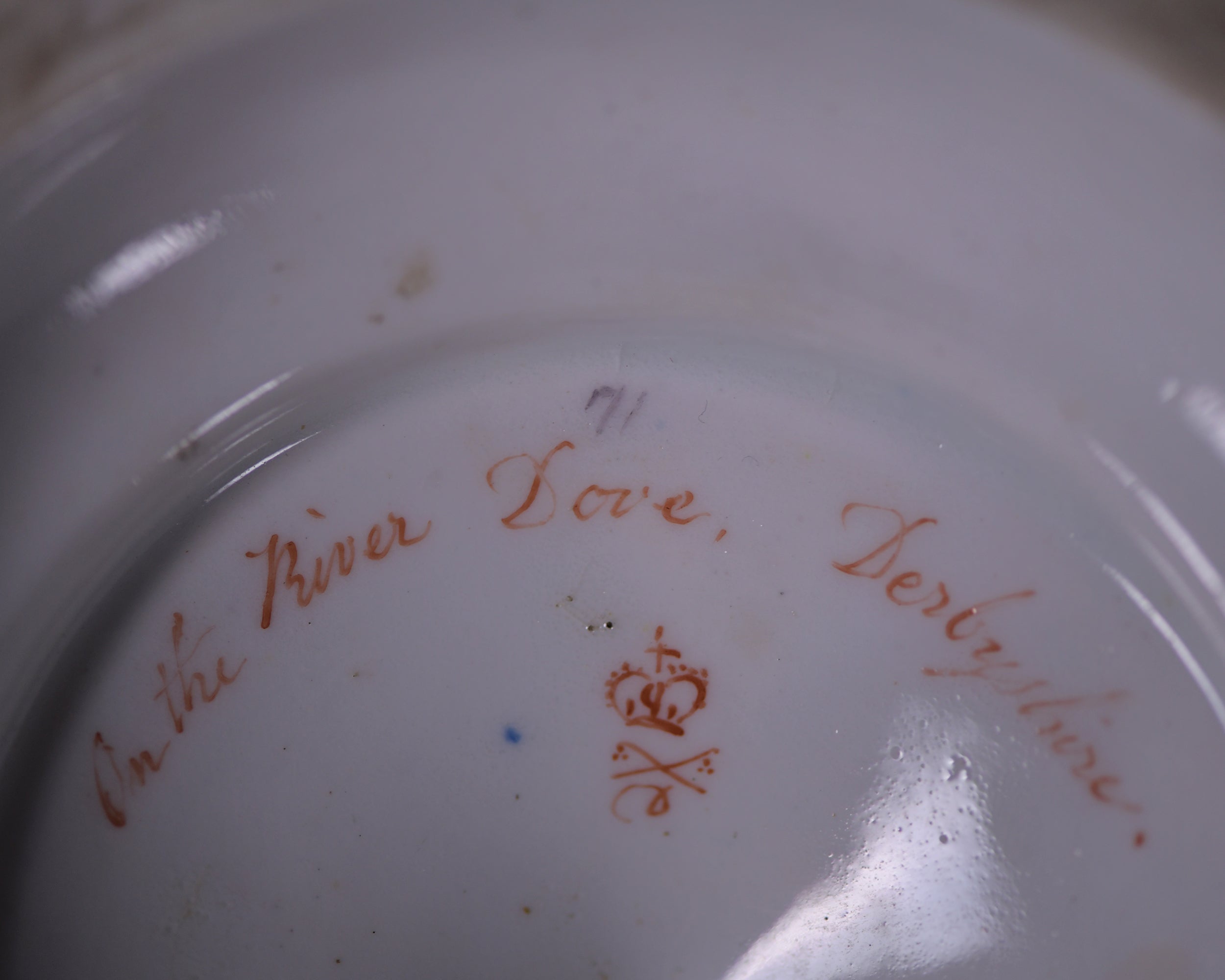 A SUPERB PAIR OF CROWN DERBY URNS - REF No. 177