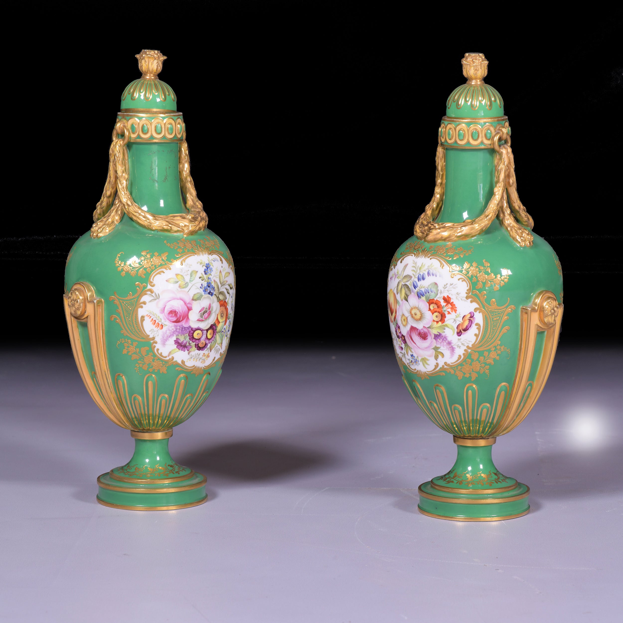 A FINE PAIR OF COALPOT VASES & COVERS - REF No. 183