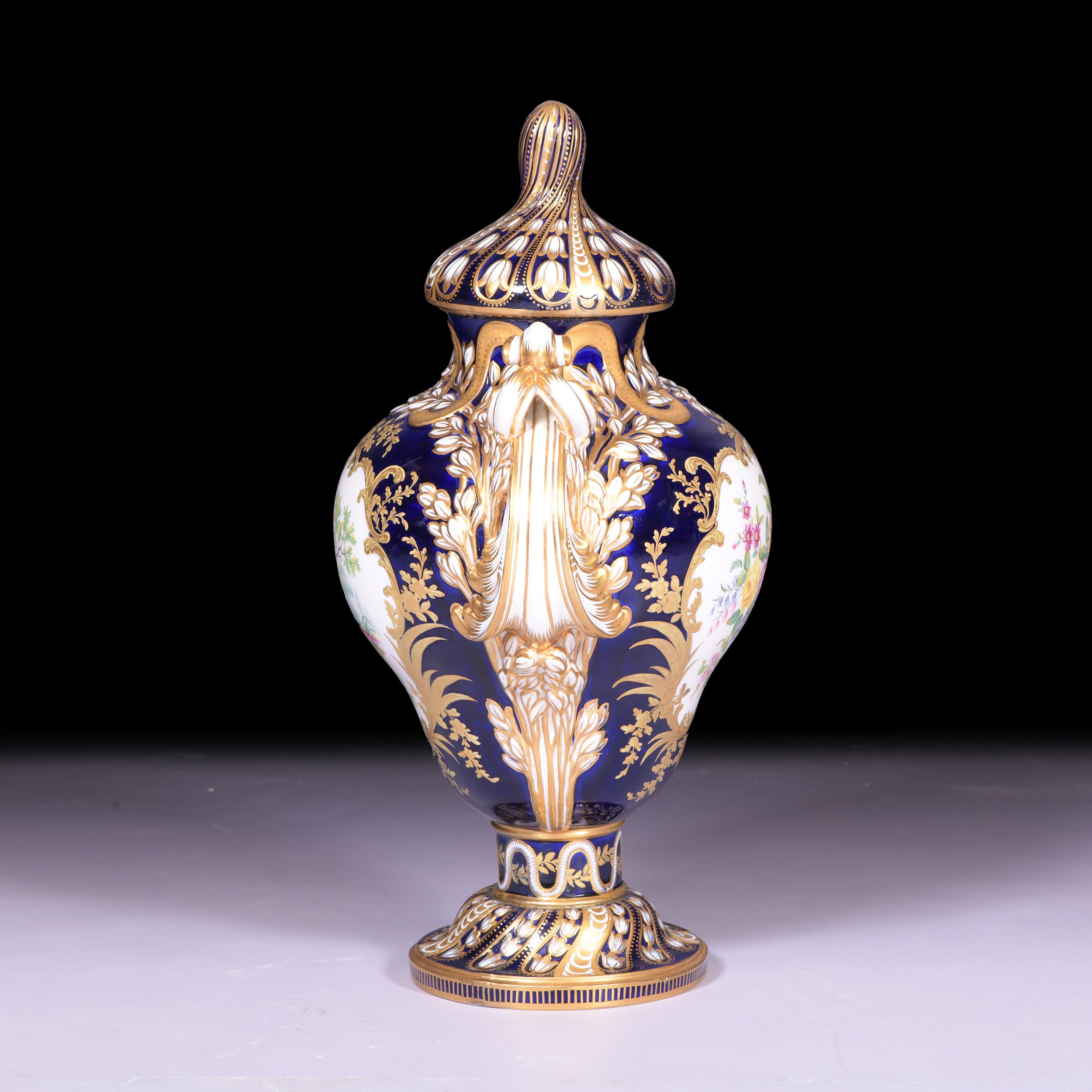 AN EXHIBITION MINTON VASE - REF No. 166