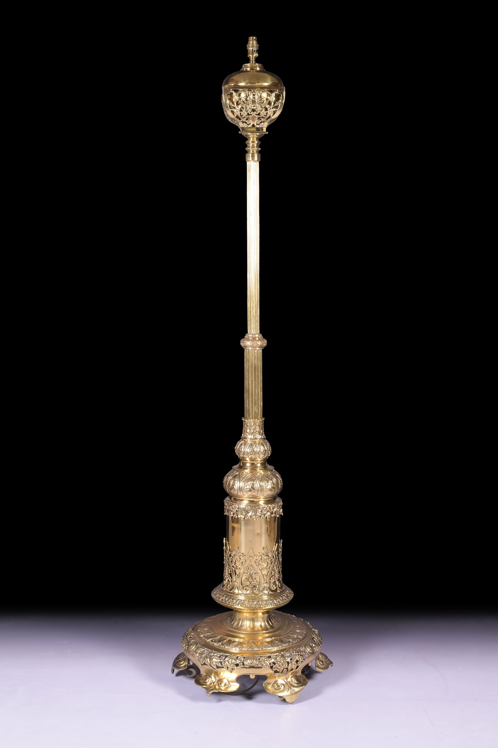 A STUNNING 19TH CENTURY BRASS STANDARD LAMP - REF No. 1010