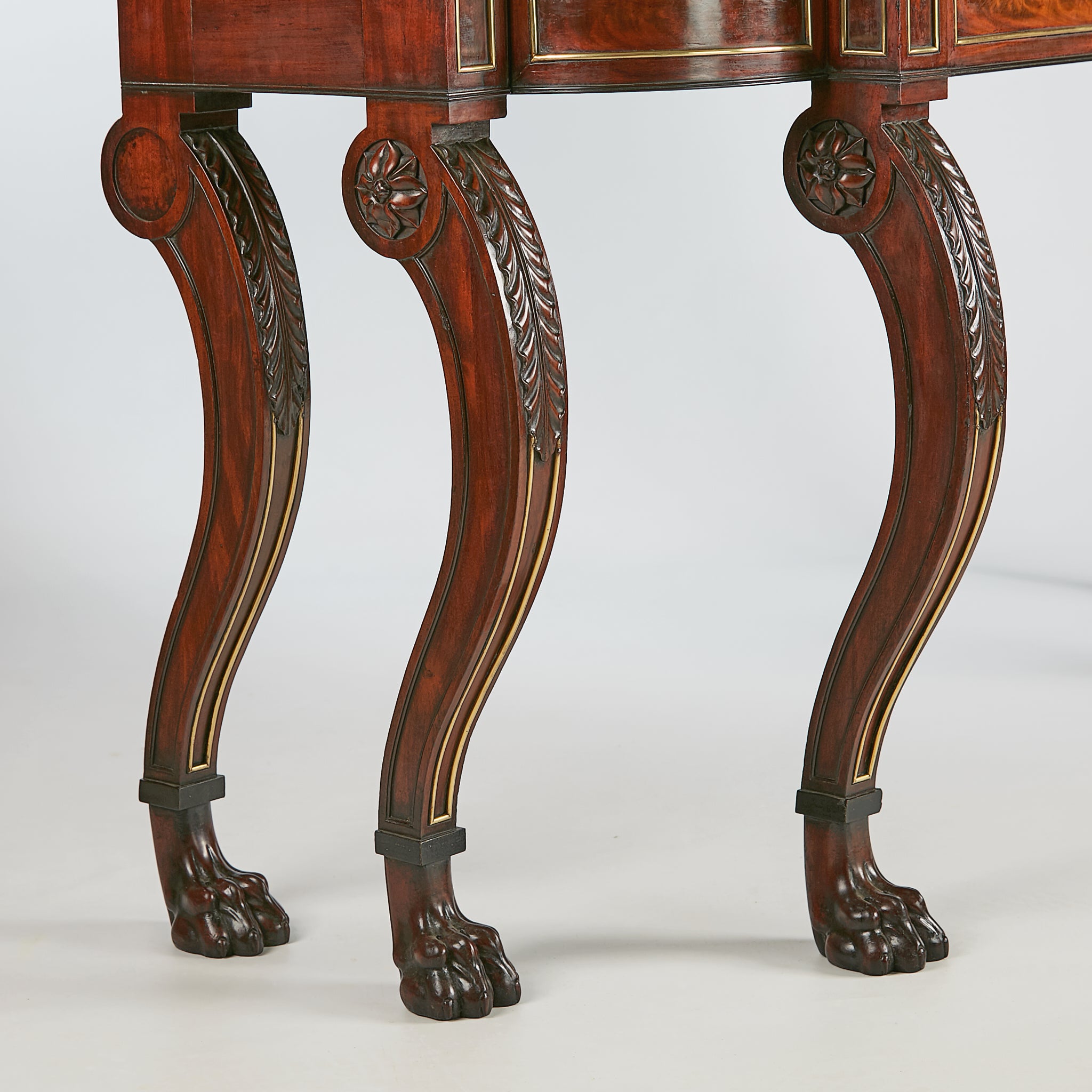 AN EXCEPTIONAL REGENCY SERVING / CONSOLE TABLE - REF No. 5006