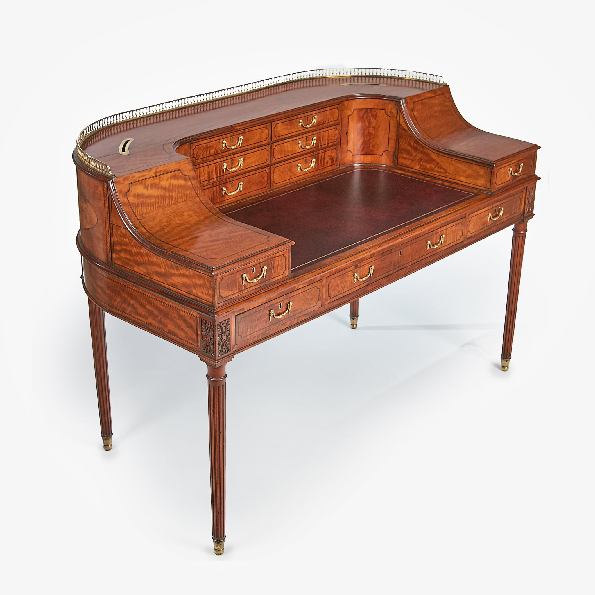 AN EXCEPTIONAL 19TH CENTURY CARLTON HOUSE DESK - REF No. 3008