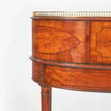 AN EXCEPTIONAL 19TH CENTURY CARLTON HOUSE DESK - REF No. 3008