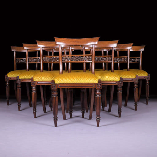 A VERY FINE SET OF 10 DINING CHAIRS - REF No. 8015 A VERY FINE SET OF 10 DINING CHAIRS - REF No. 8015