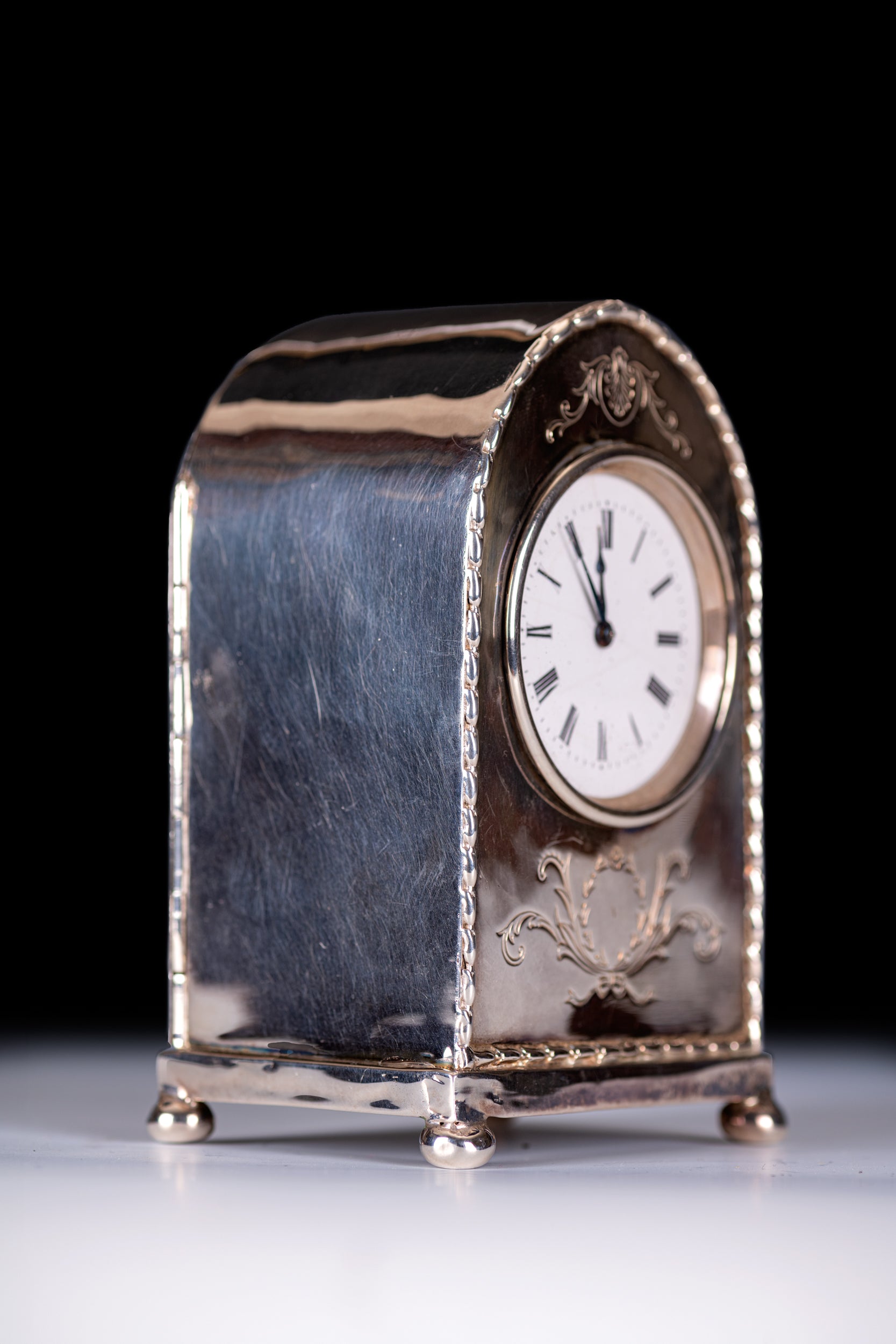 WILLIAM COMYNS SILVER CARRIAGE CLOCK -REF No. 135