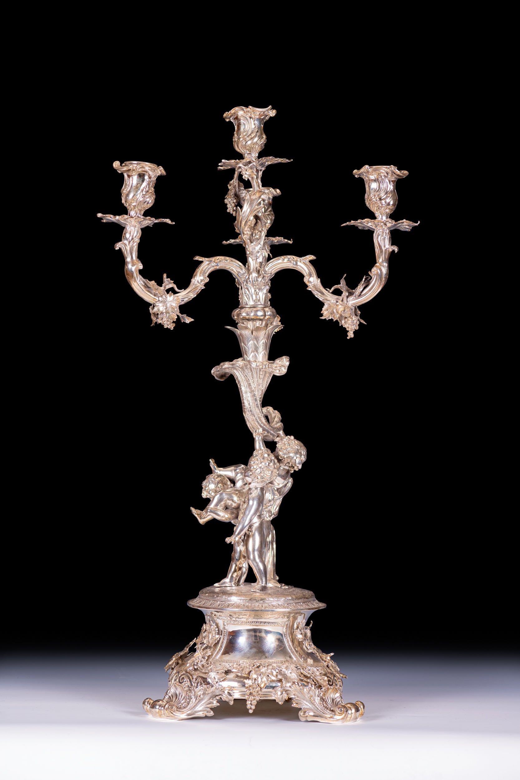 IMPORTANT PAIR OF SILVER CANDELABRA BY HUNT & ROSKILL LATE STORR & MORTIMER - REF No. 187