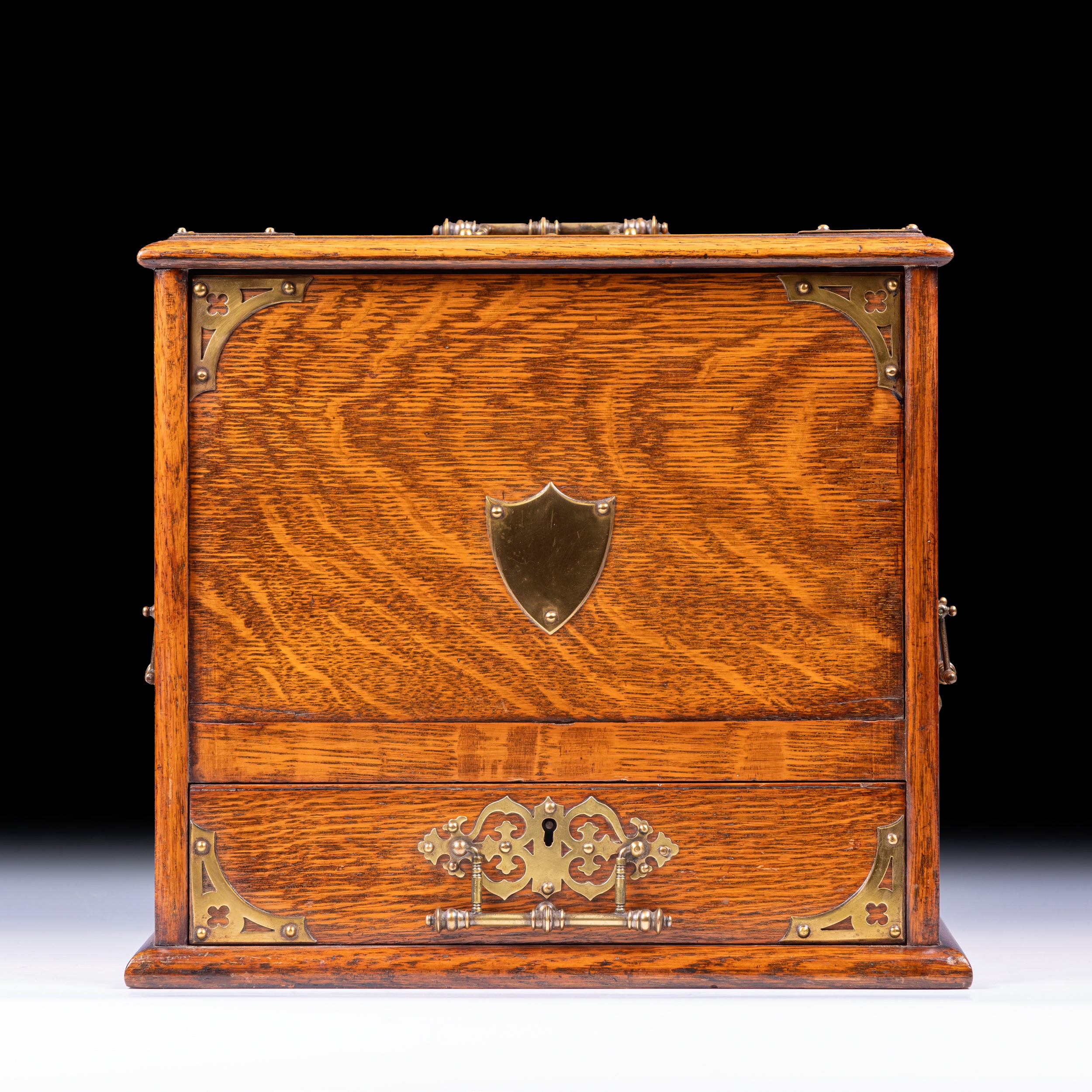 OAK STATIONARY METAMORPHIC LETTER BOX - REF No. 1028