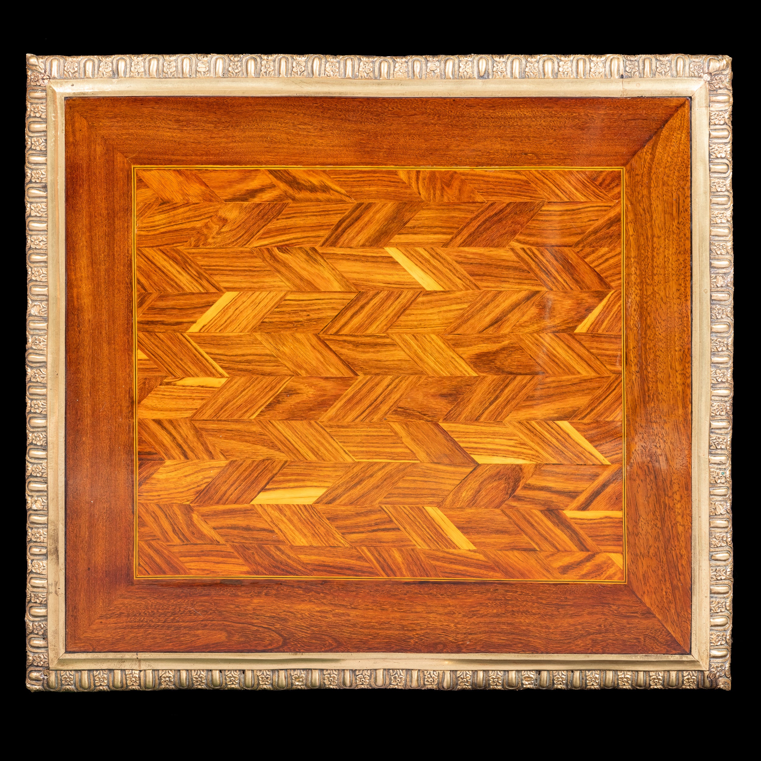 LOUIS XV STYLE KINGWOOD SIDE TABLE - REF No. 9072