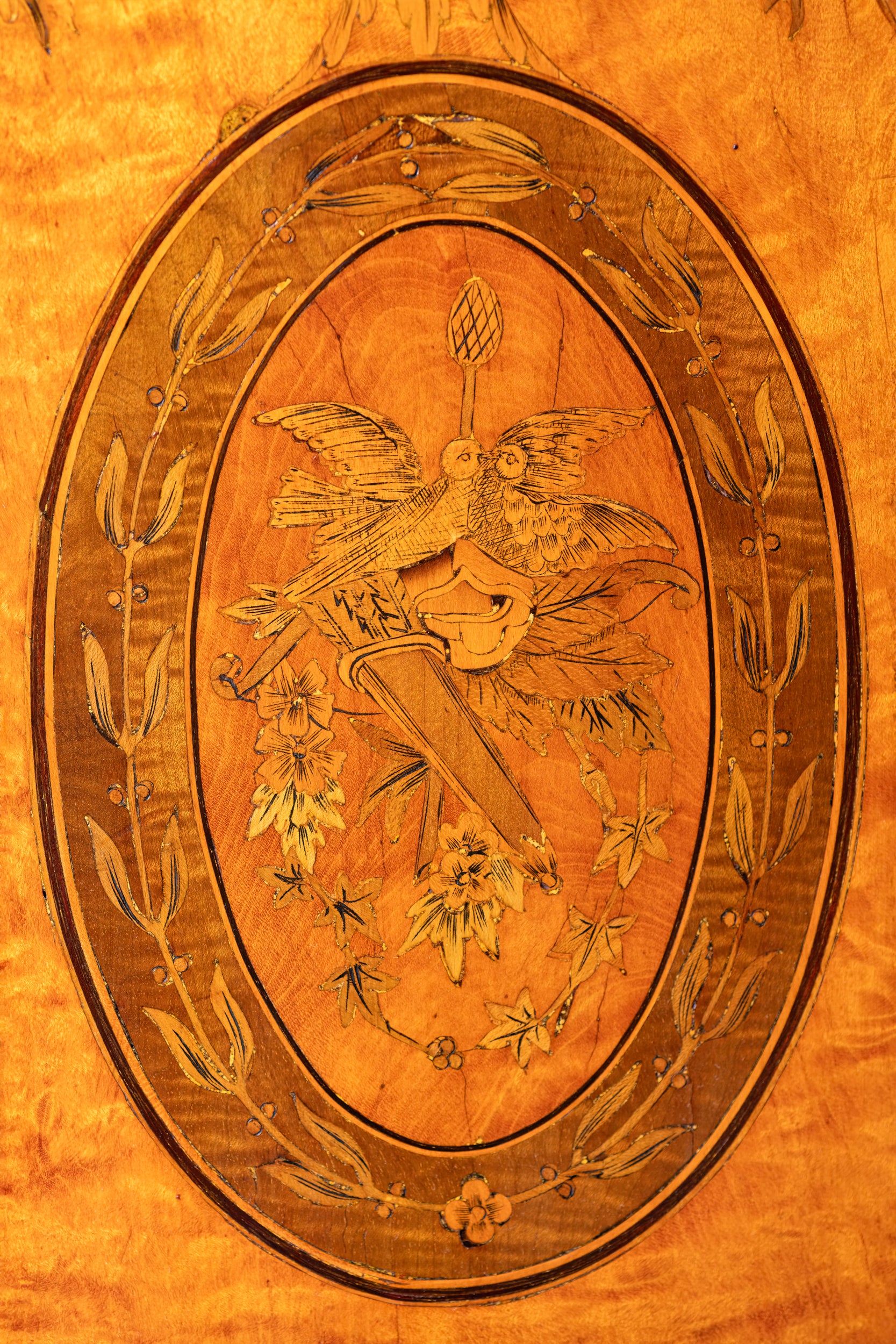 DISPLAY CABINET AATRIBUTED TO EDWARDS & ROBERTS - REF No. 4086