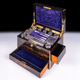 LADIES VANITY CASE RETAILED BY MAYER & CO. LIVERPOOL - REF No. 186