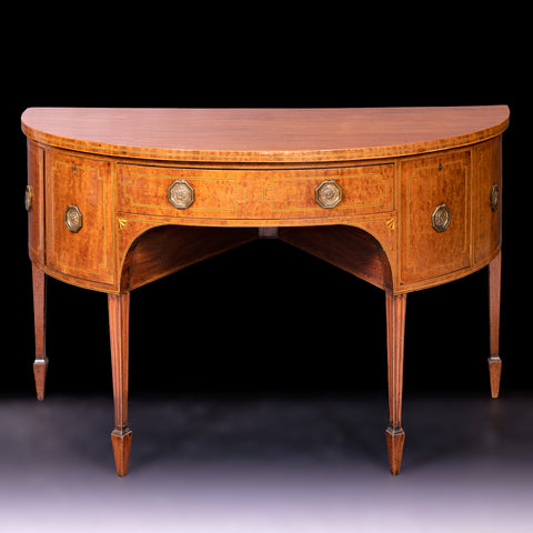 18TH CENTURY GEORGIAN MAHOGANY BOWFRONTED SIDEBOARD - REF No. 5010