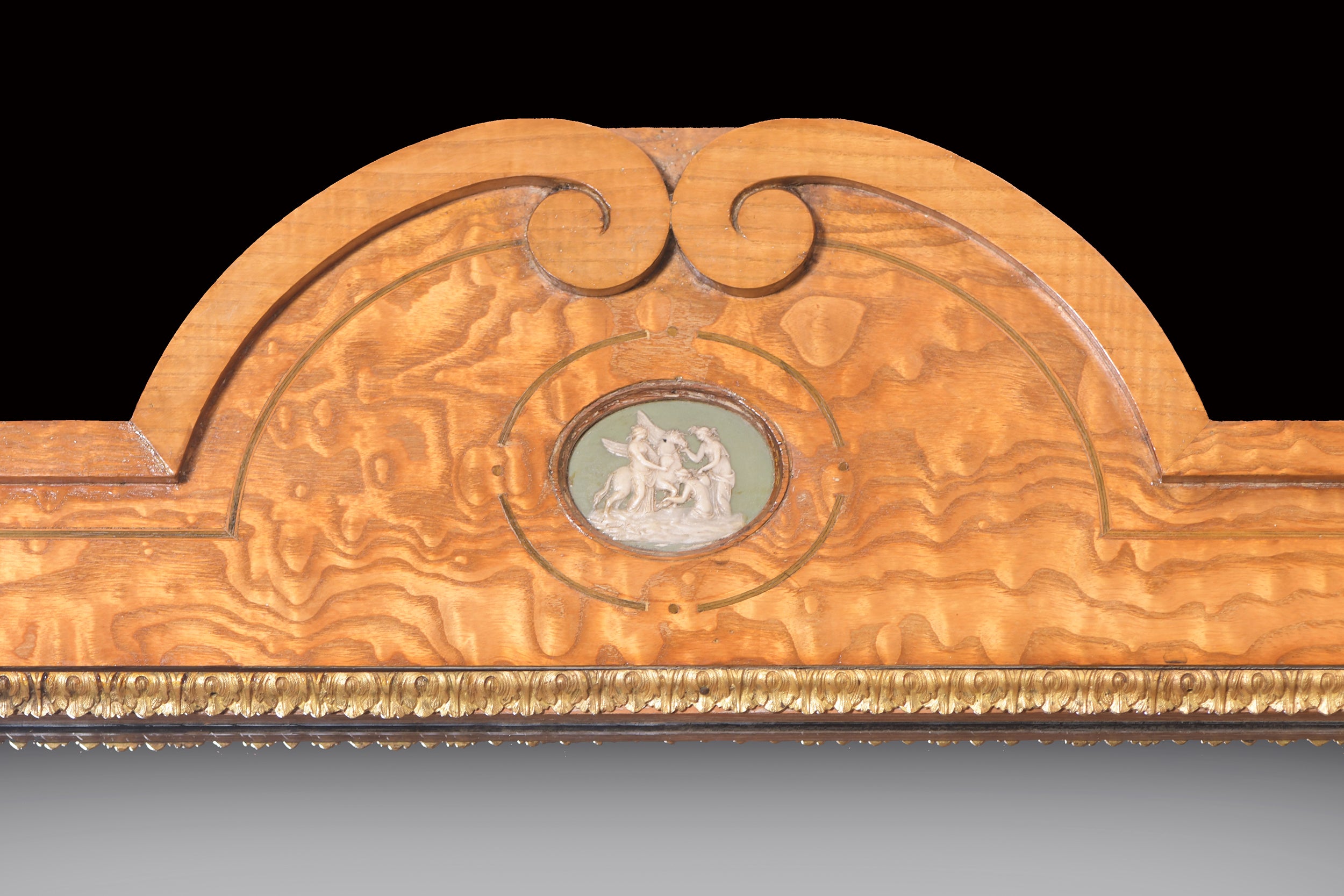 A MAGNIFICENT 19TH CENTURY INLAID AND MAPLE WOOD CREDENZA BY WILKINSONS & SONS, BOND STREET, LONDON - REF No. 4002