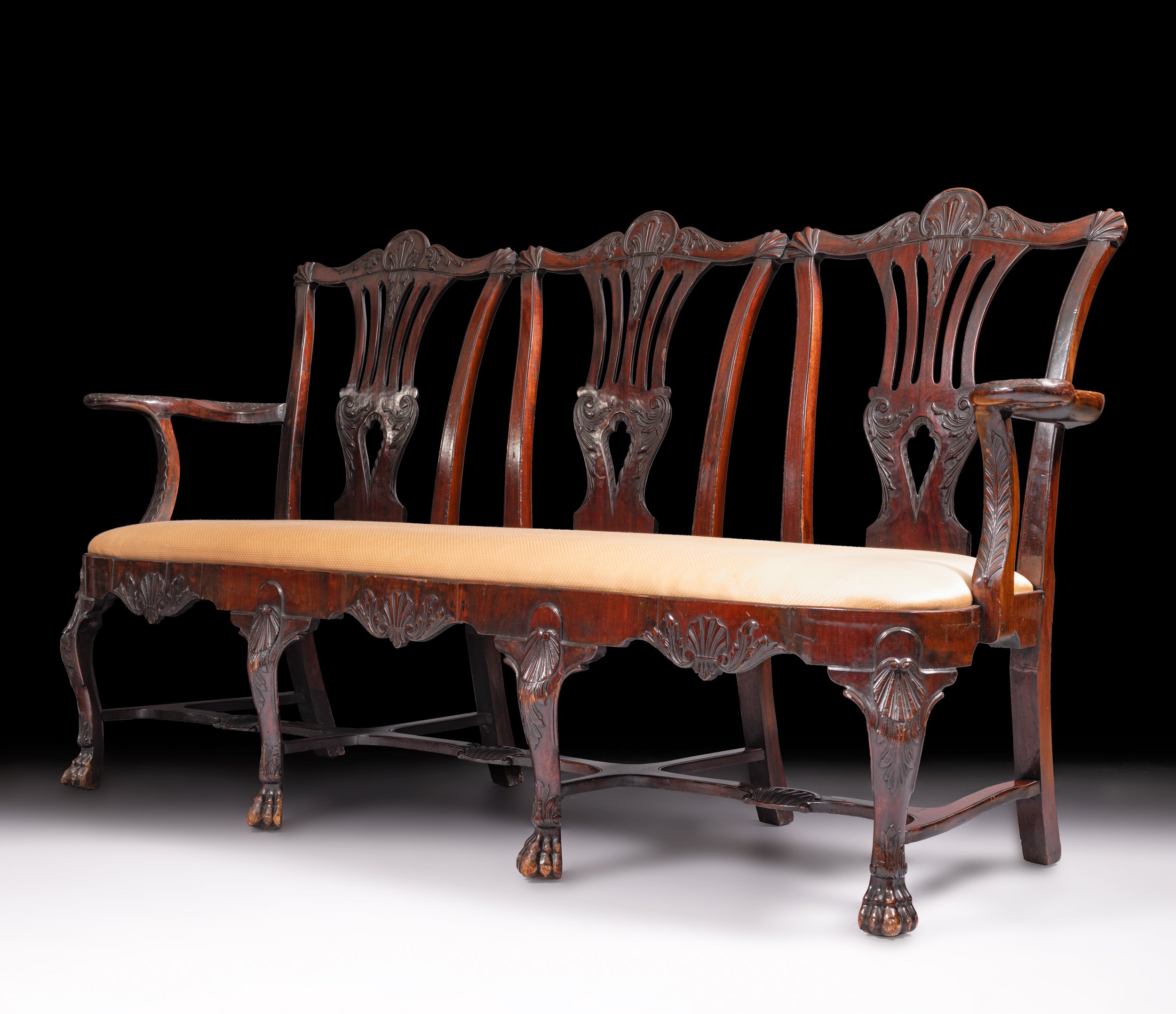 19TH CENTURY SETTEE BY BUTLER OF DUBLIN - REF No. 8006