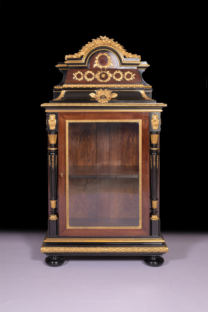 AN EXHIBITION DISPLAY CABINET BY JOESPH CREMER, PARIS - REF No. 4007