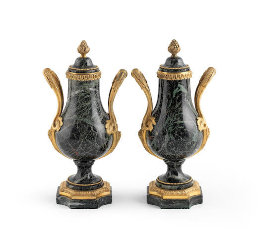 A STUNNING PAIR OF EARLY 19TH CENTURY URNS - REF No. 175