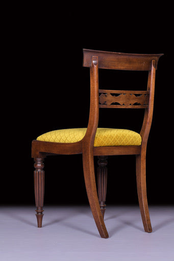 A VERY FINE SET OF 10 DINING CHAIRS - REF No. 8015